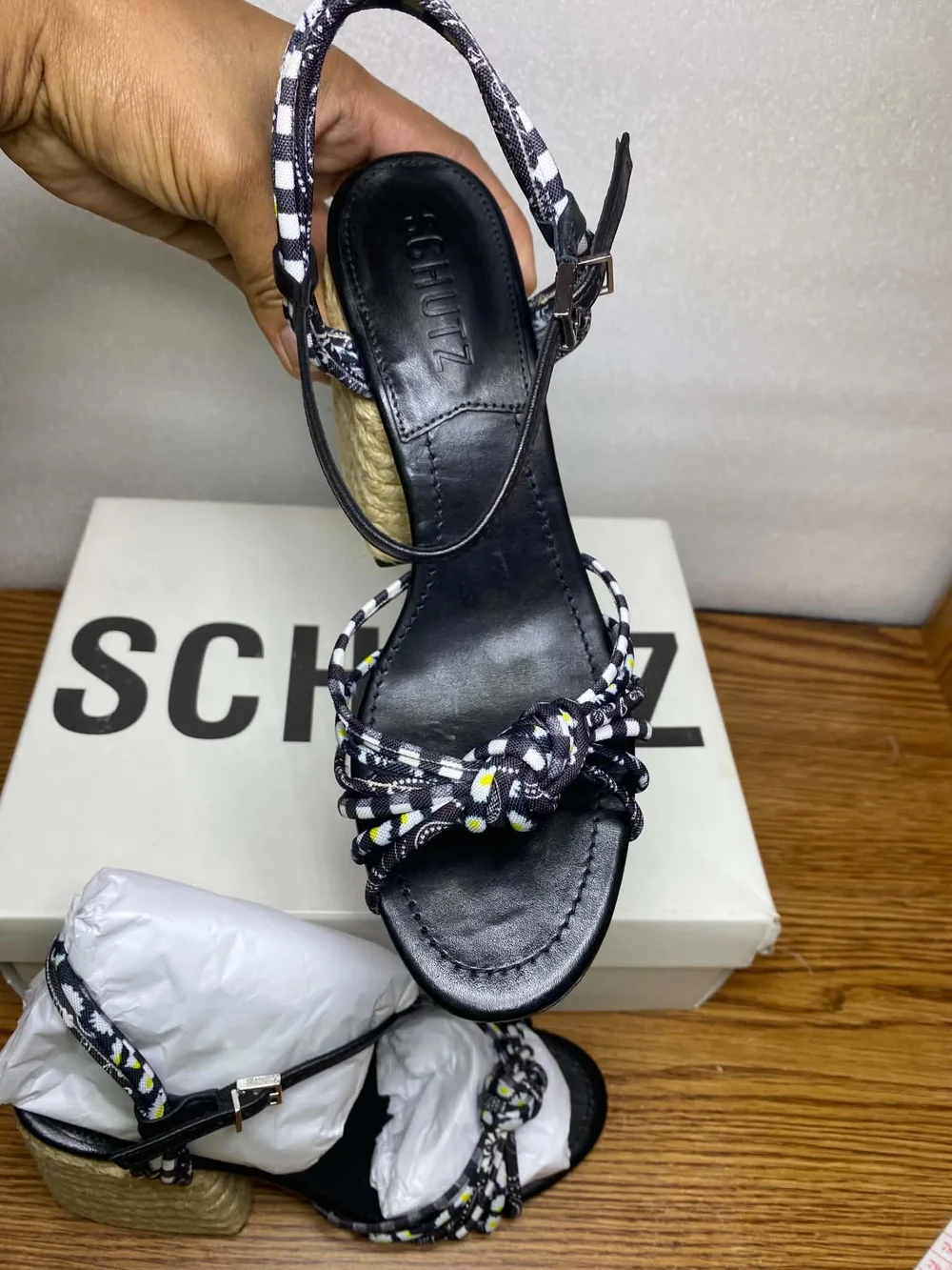 Schutz Womens Dahira Black Gingham Daisy Print Espadrille Block Heel Sandals 7